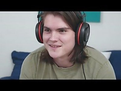 Busty stepmom skylar snow fucks angry gamer with her tight wet pussy5gmb