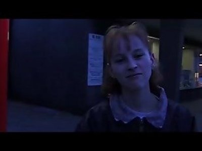 18 year old redhead needs pocket moneyz1hqd