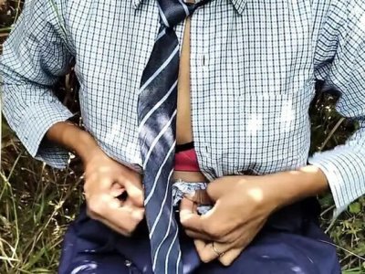 Hot indian desi school girl fucked hard in jungle - sexynick oliveyou6