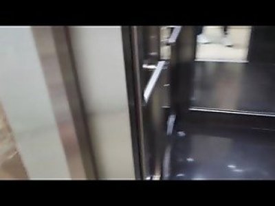 Delivery man fucks client in her kitchen at homejqkzp